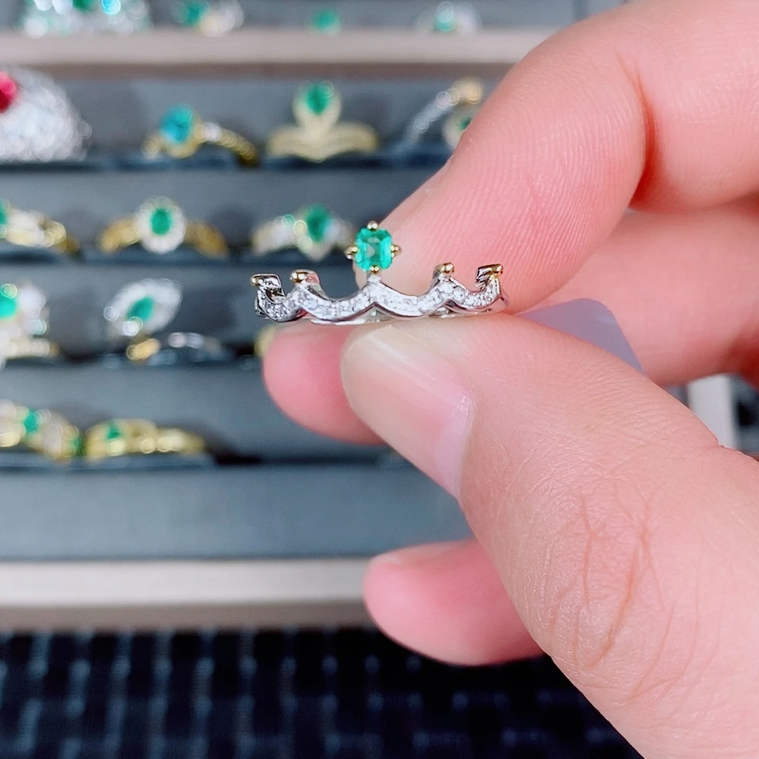 银S925镶嵌祖母绿戒指