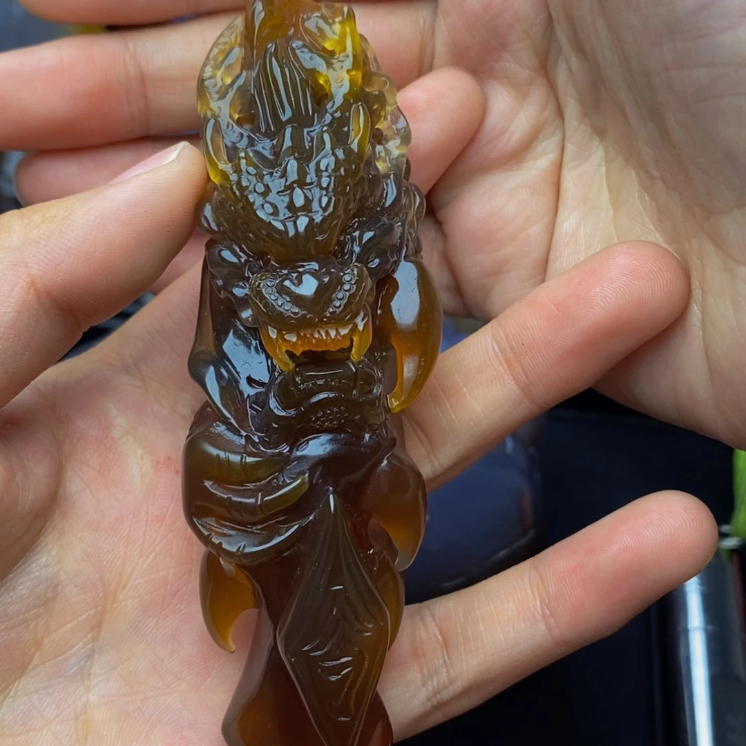 玛瑙/玉髓手把件未镶嵌A**哥