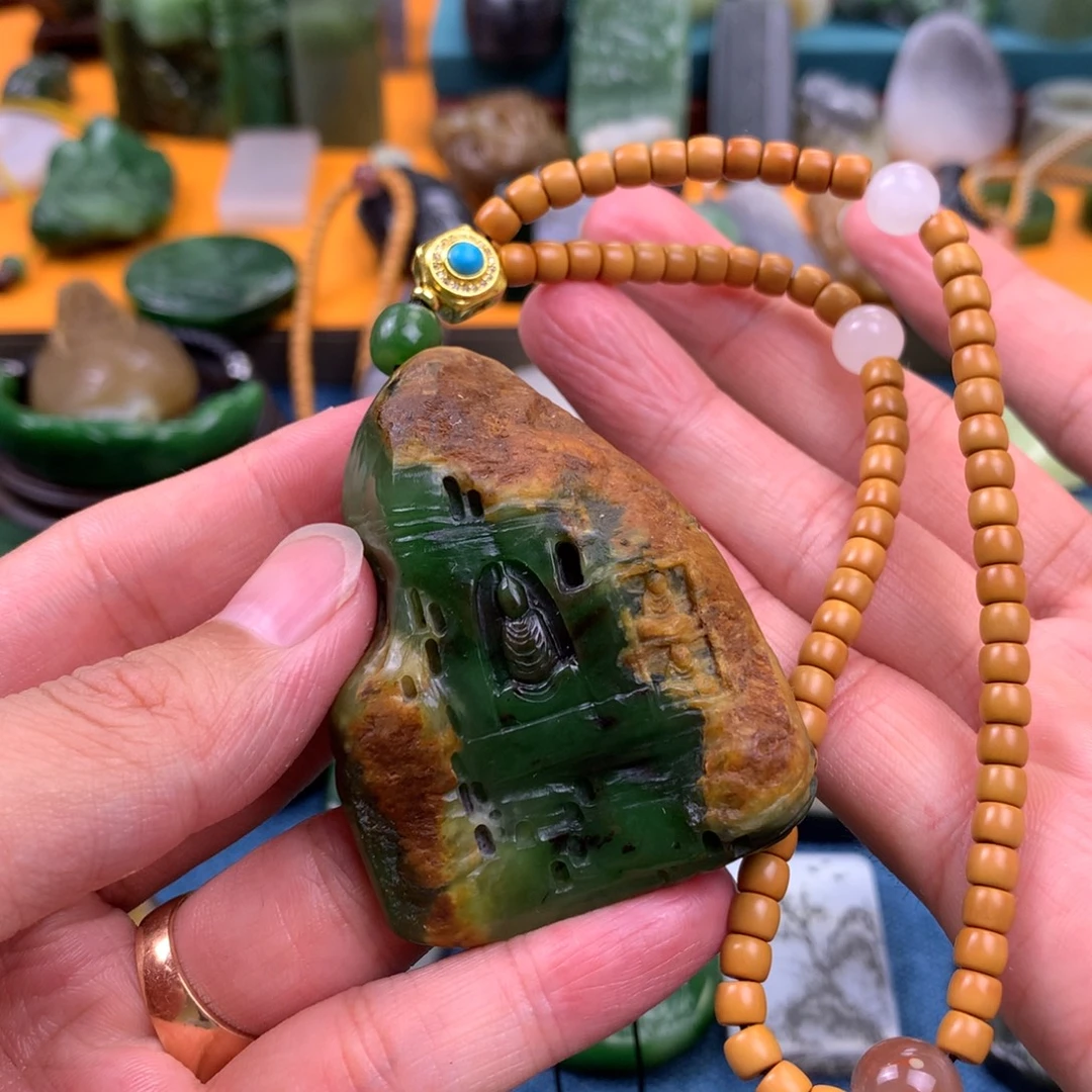 颈饰未镶嵌和田玉