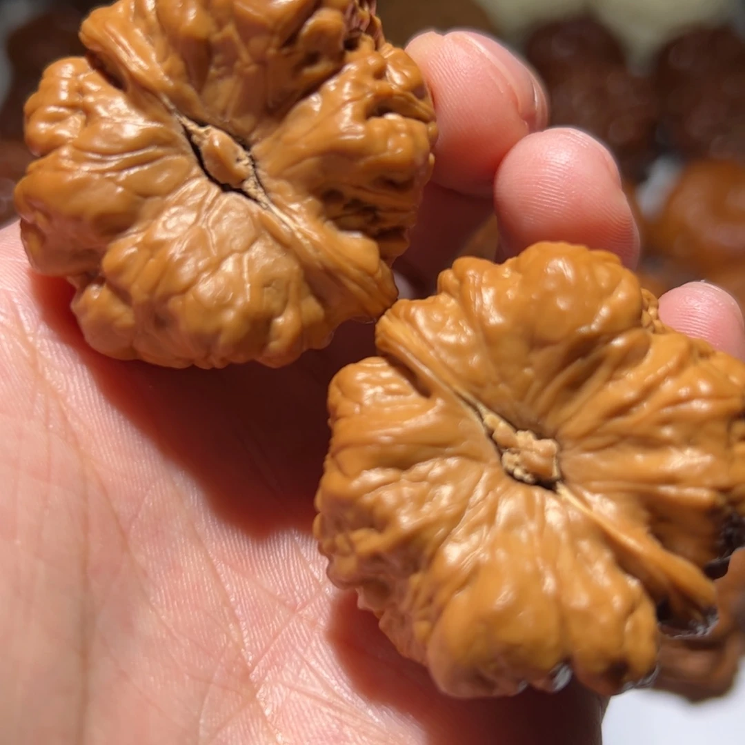 吊坠文玩核桃鱼籽蛙