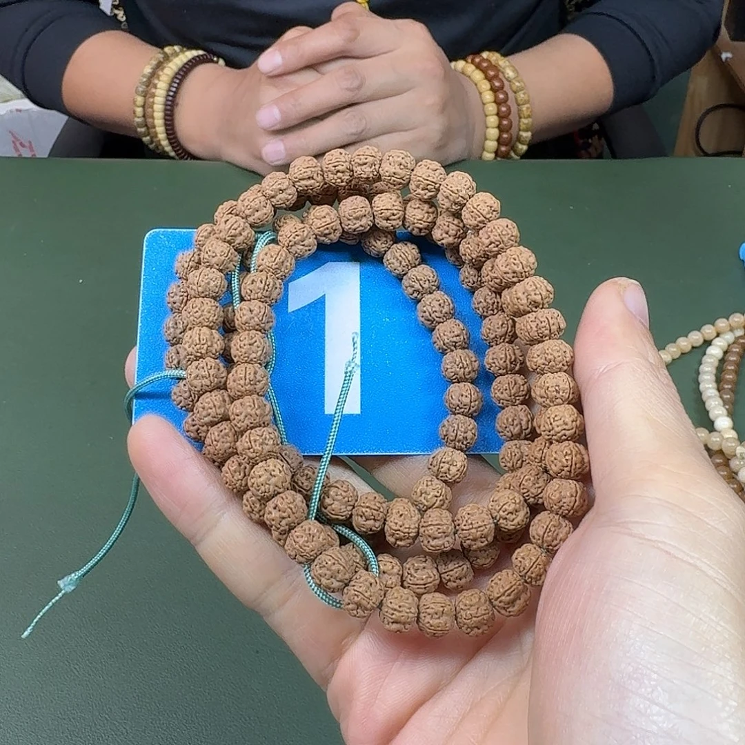 吊坠金刚菩提花王108。 1