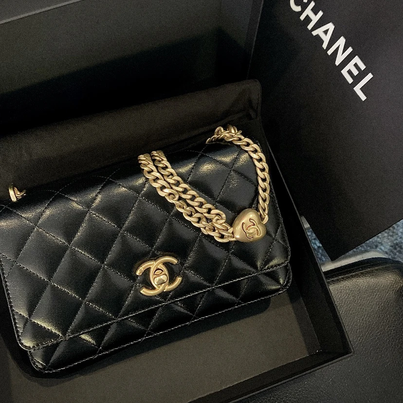 99新 Chanel/香奈儿 Chanel25C爱心球woc 25090059-09