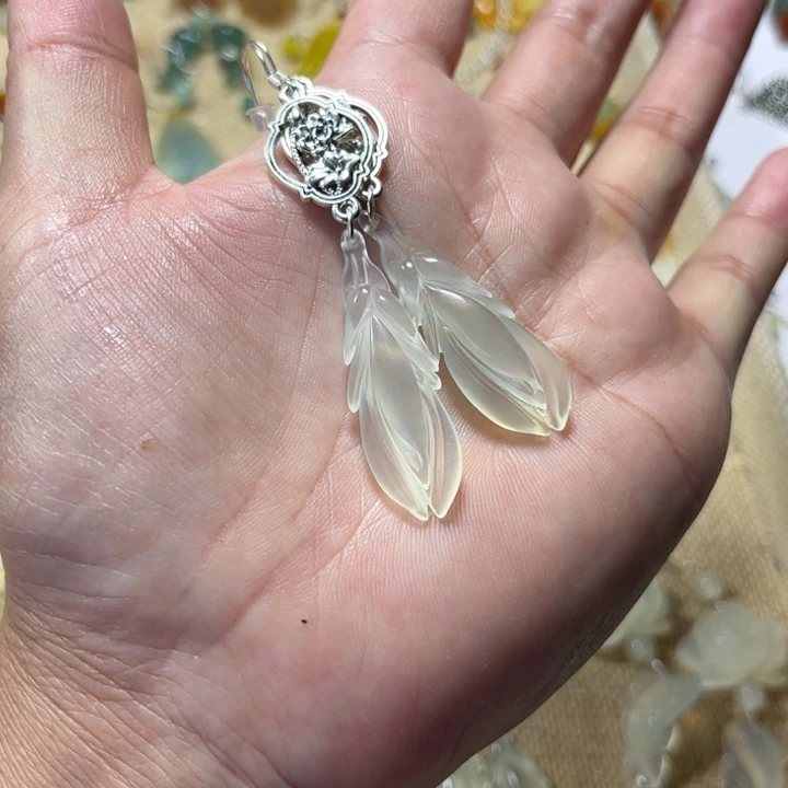 蛇纹石玉合金吊坠