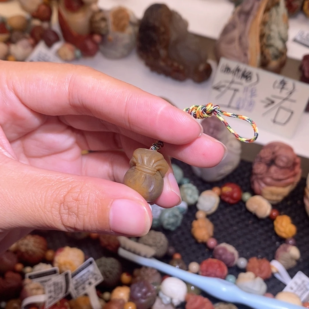 石英质玉（阿拉善玉）未镶嵌手链