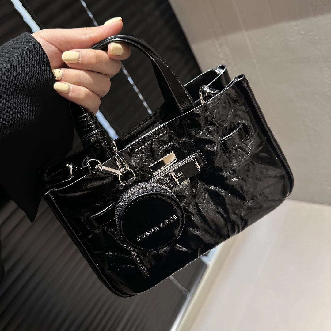 【半岛铁盒】2025年新款复古褶皱小众腋下手提包通勤百搭单肩斜挎包