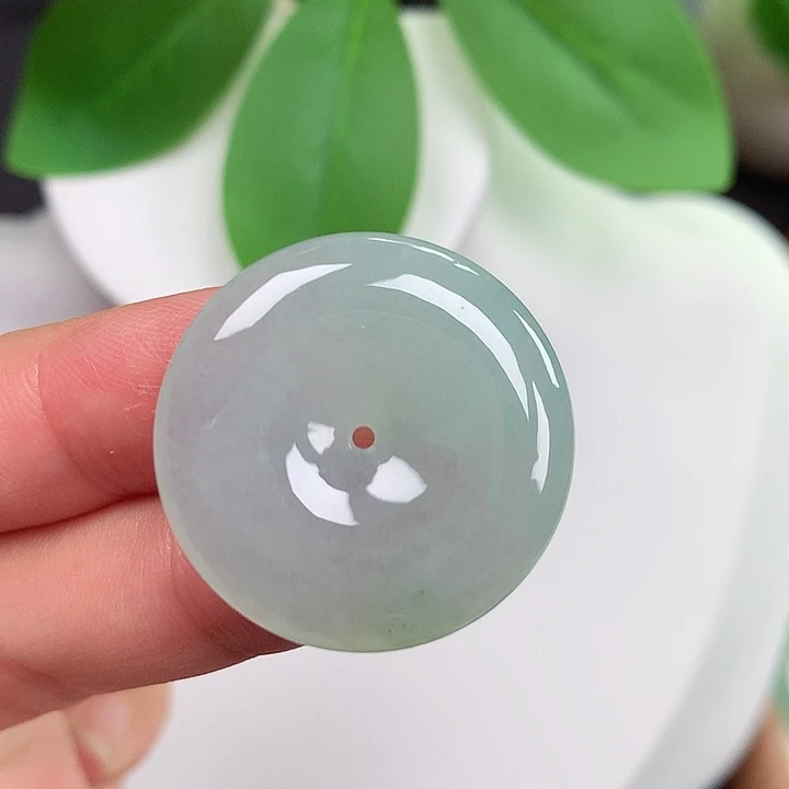 翡翠未镶嵌颈饰平安扣27x5.4mm