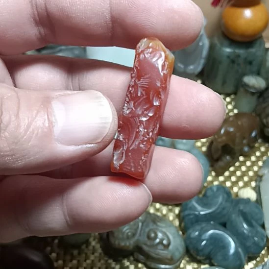 打制玛瑙方勒珠管