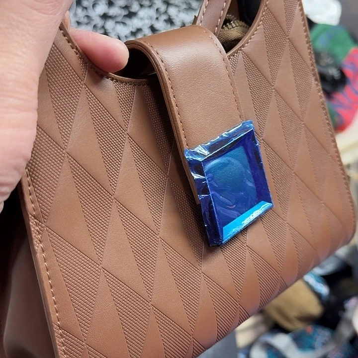 蟒皮（革）没车买房吗多么丹丹妹妹