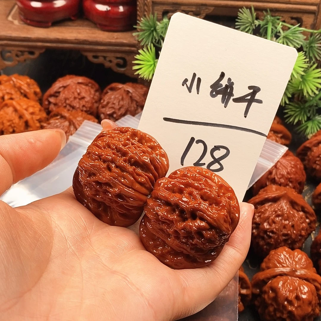 @****把件文玩核桃楼子小