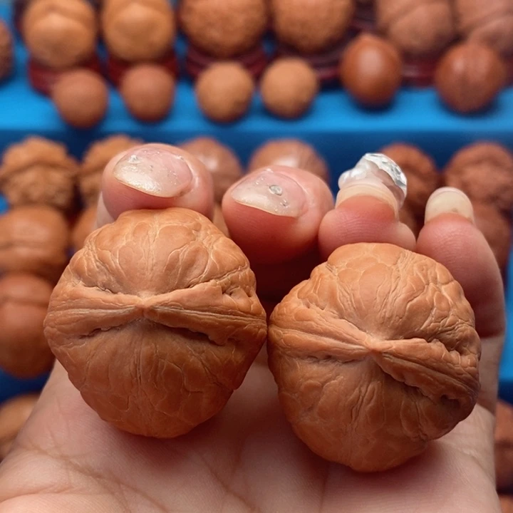 文玩核桃把件精品文玩手捻