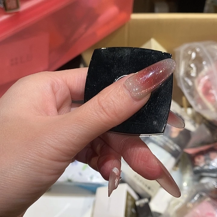 碧***琪花岗石铁合金中古香水沐浴露持久留香