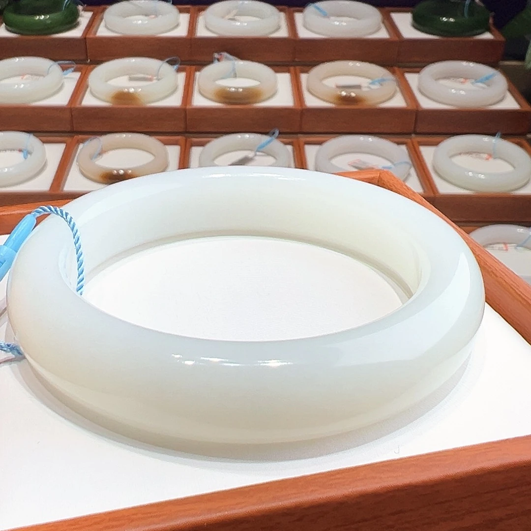 和田玉手镯5960未镶嵌