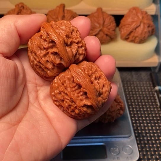 扶***贫吊坠文玩核桃核桃