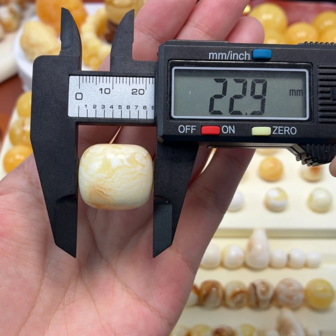 琥珀未镶嵌珠宝奇石焦皮虎皮纹墩子