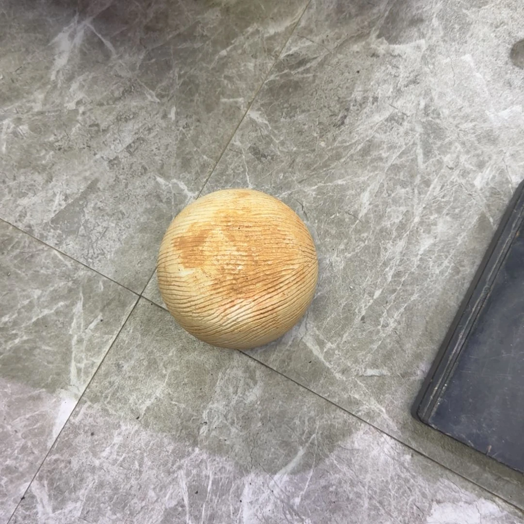 摆件奔*霸漂亮的小瓷瓶