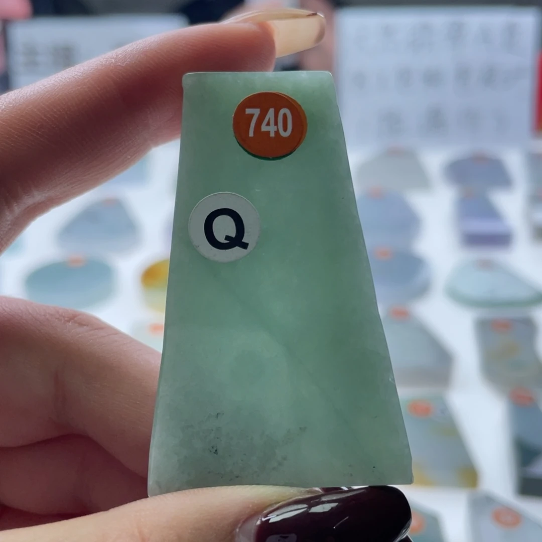 定制翡翠未镶嵌天然翡翠