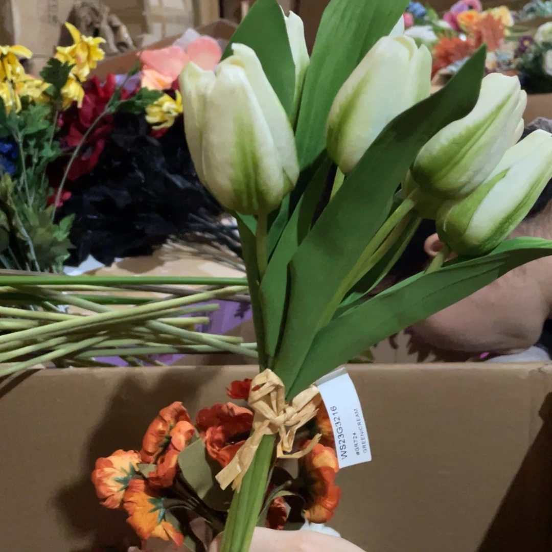 陶瓷花瓶，部分微瑕