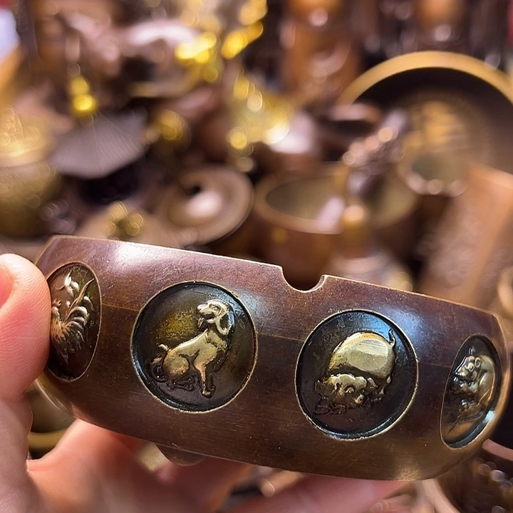 铜12335566788998772223