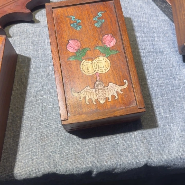 贡木机关盒的的的的的