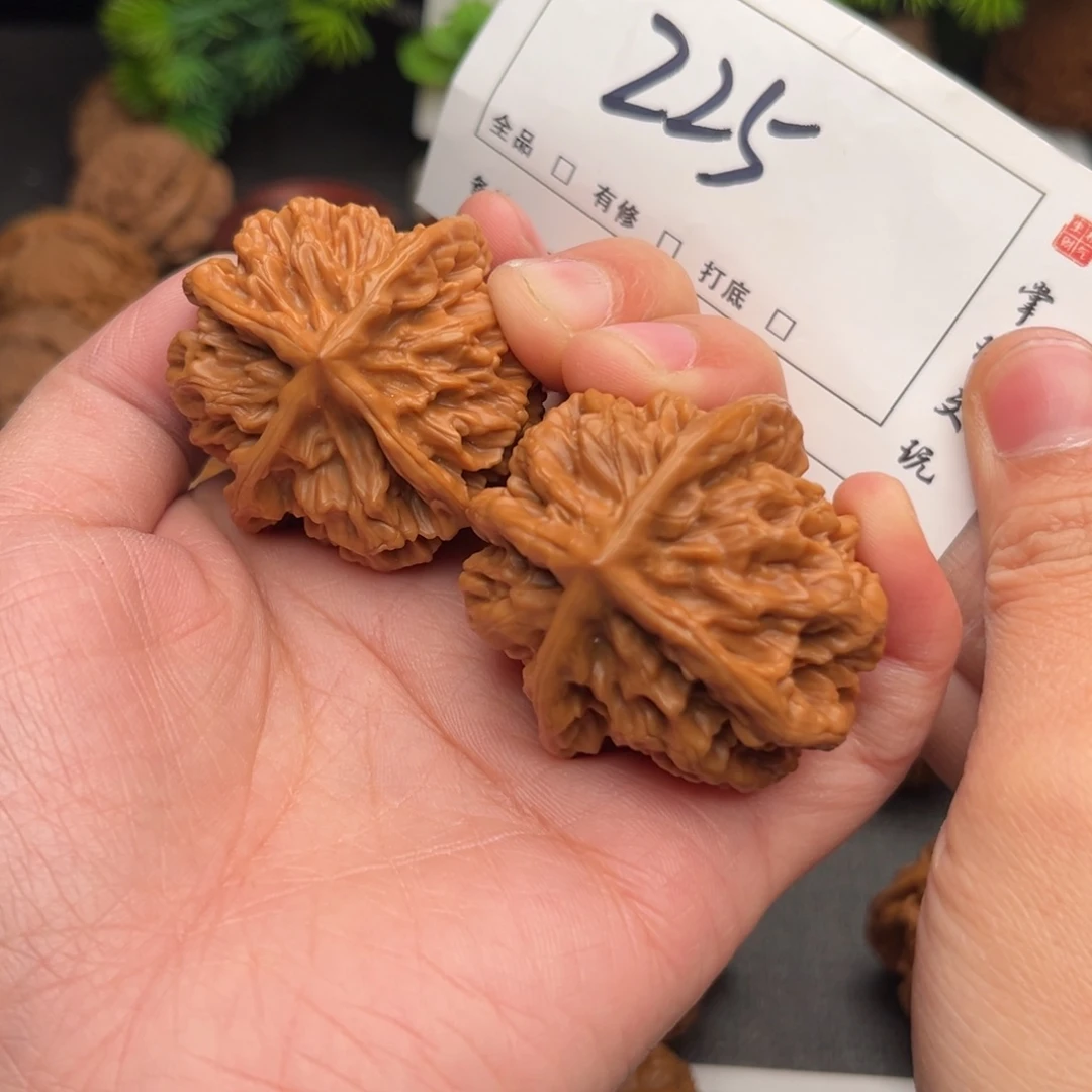 吊坠文玩核桃44帝王四棱225