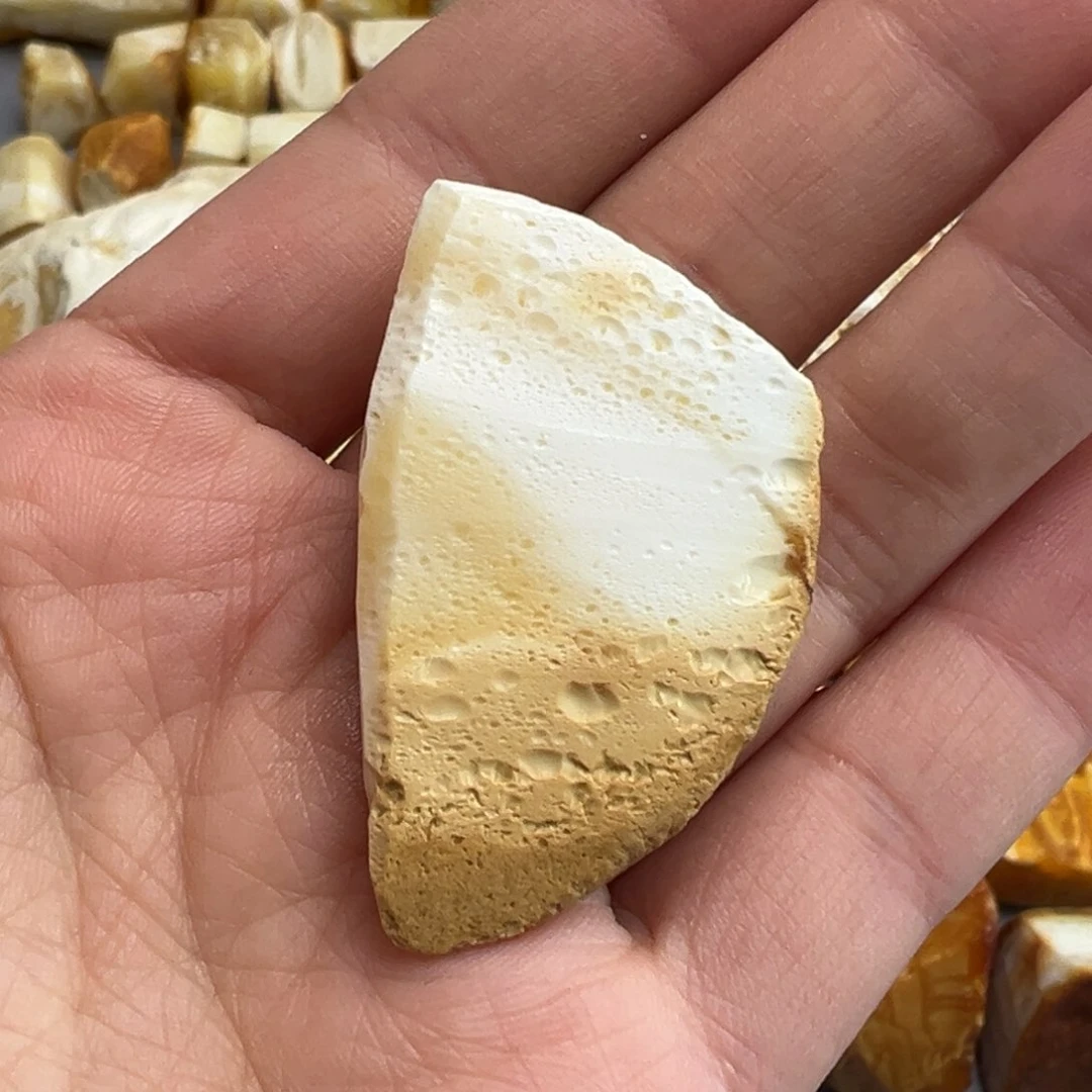 定制琥珀未镶嵌蜜蜡