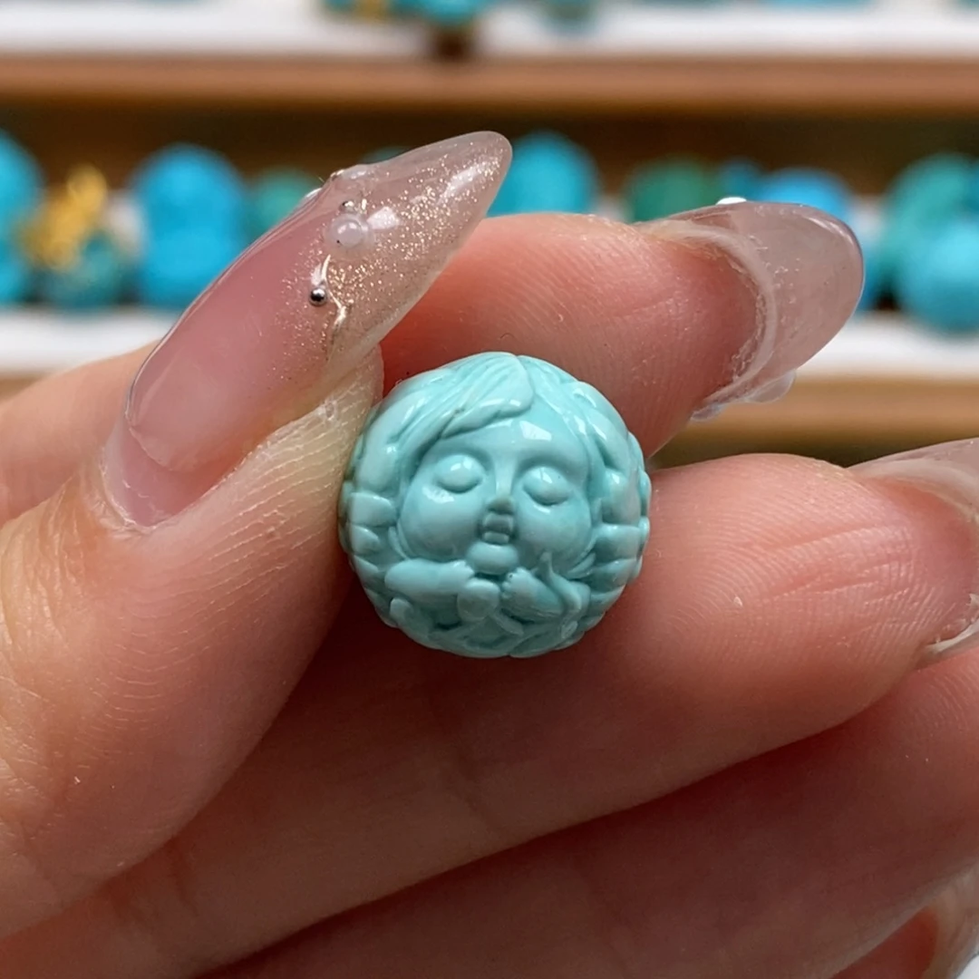 绿松石颈饰未镶嵌