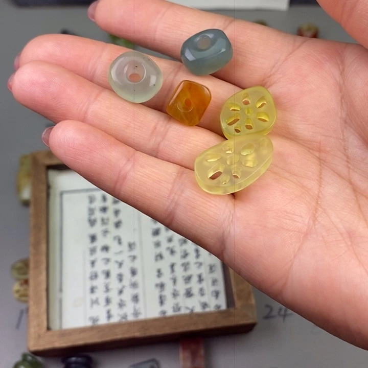 冬***六蛇纹石玉未镶嵌百搭款配饰