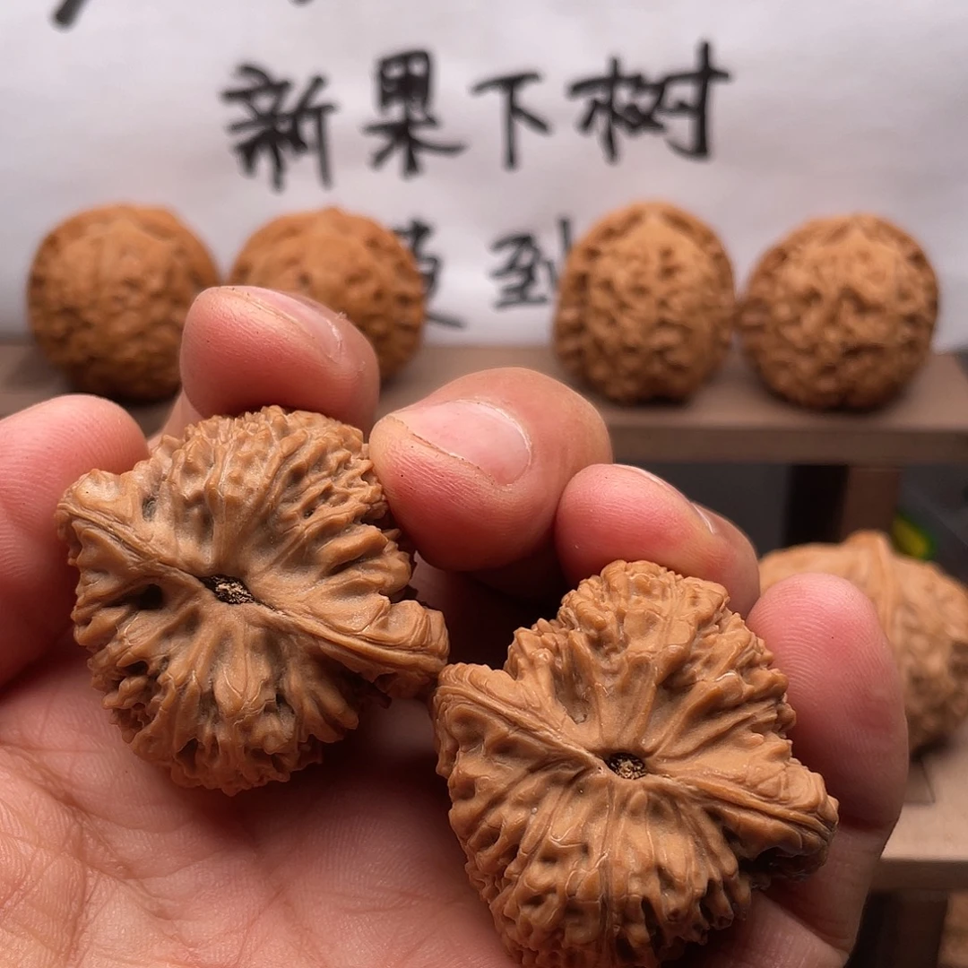 抖***量吊坠桃核南疆石球40全品无修无黄
