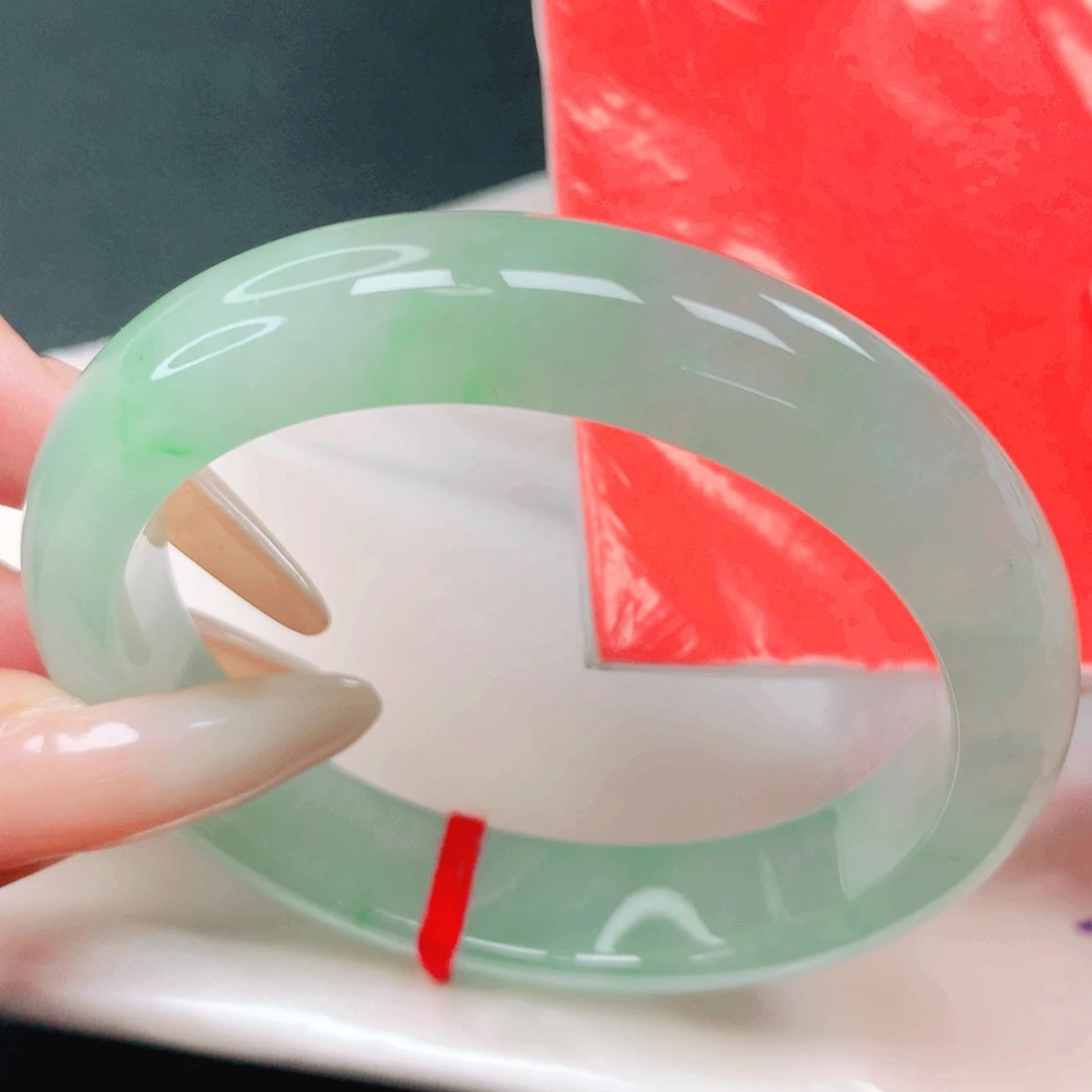 翡翠未镶嵌手镯56