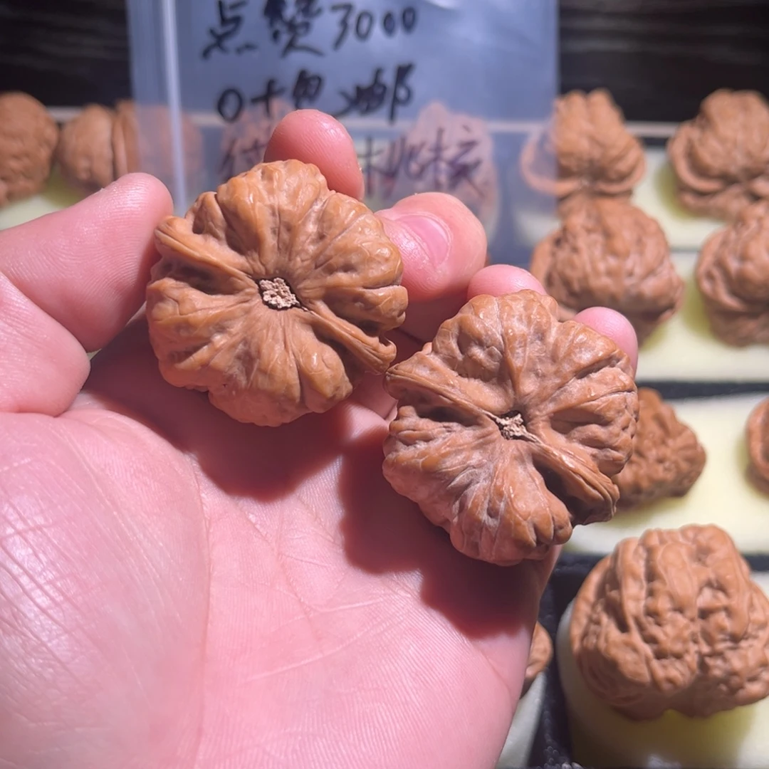 文玩核桃吊坠蛤蟆