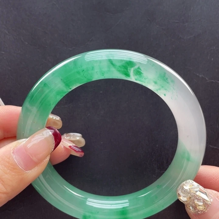 石英质玉手镯未镶嵌紫**叶