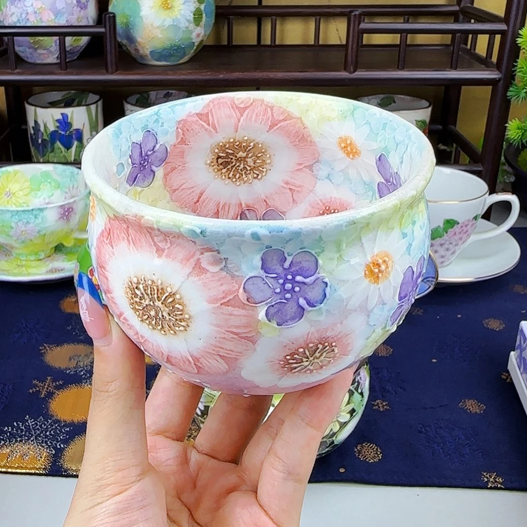 他家茶具瓷器真美！