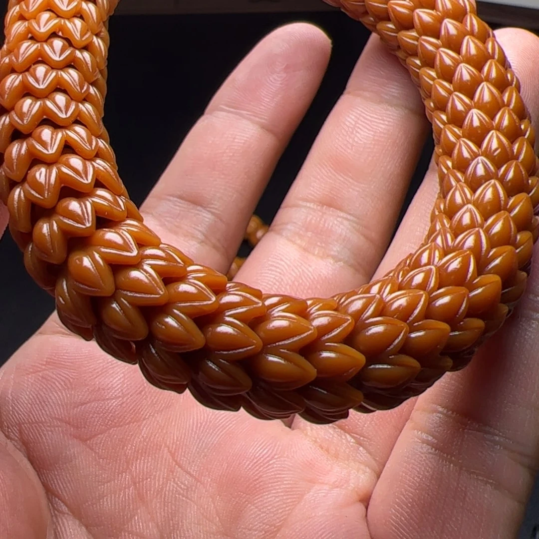 吊坠猴头核桃卡路公交车