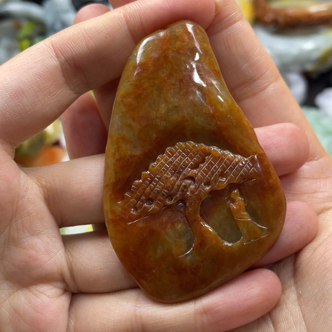 翡翠未镶嵌项圈勇***退牌子