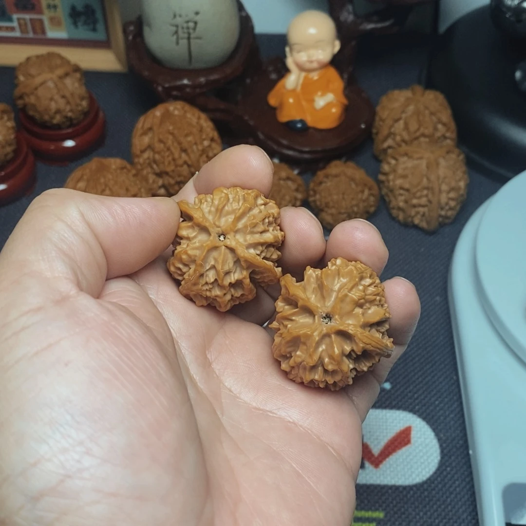 文玩核桃把件苹果园 34 39.9