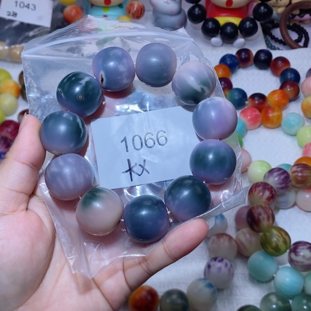 吊坠菩提根/象牙果大瑕1066