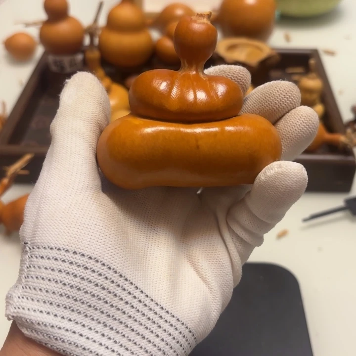 黄***卜天然手捻老皮葫芦