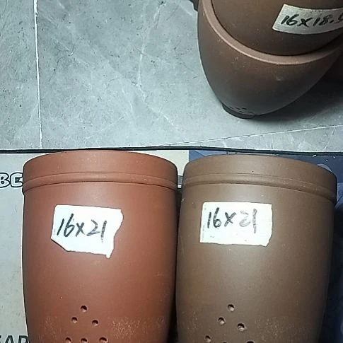 红泥紫泥三线两个花盆