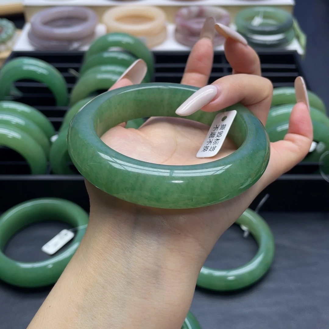 未镶嵌手镯石英质玉用****9