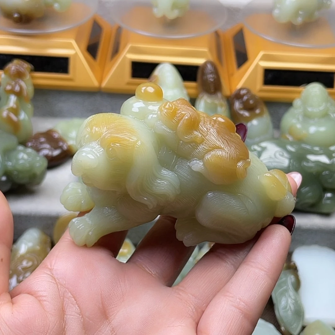 【闪购商品】和田玉把件未镶嵌哈****林
