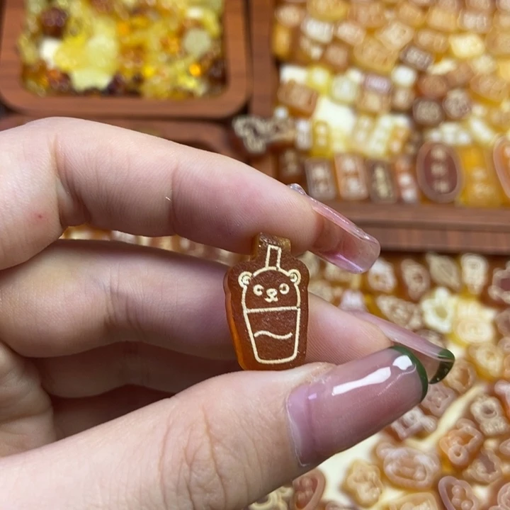 琥珀未镶嵌珠宝奇石原皮