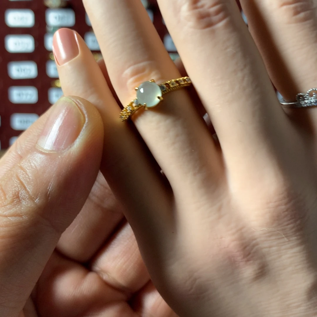 M***o翡翠银S925镶嵌戒指696