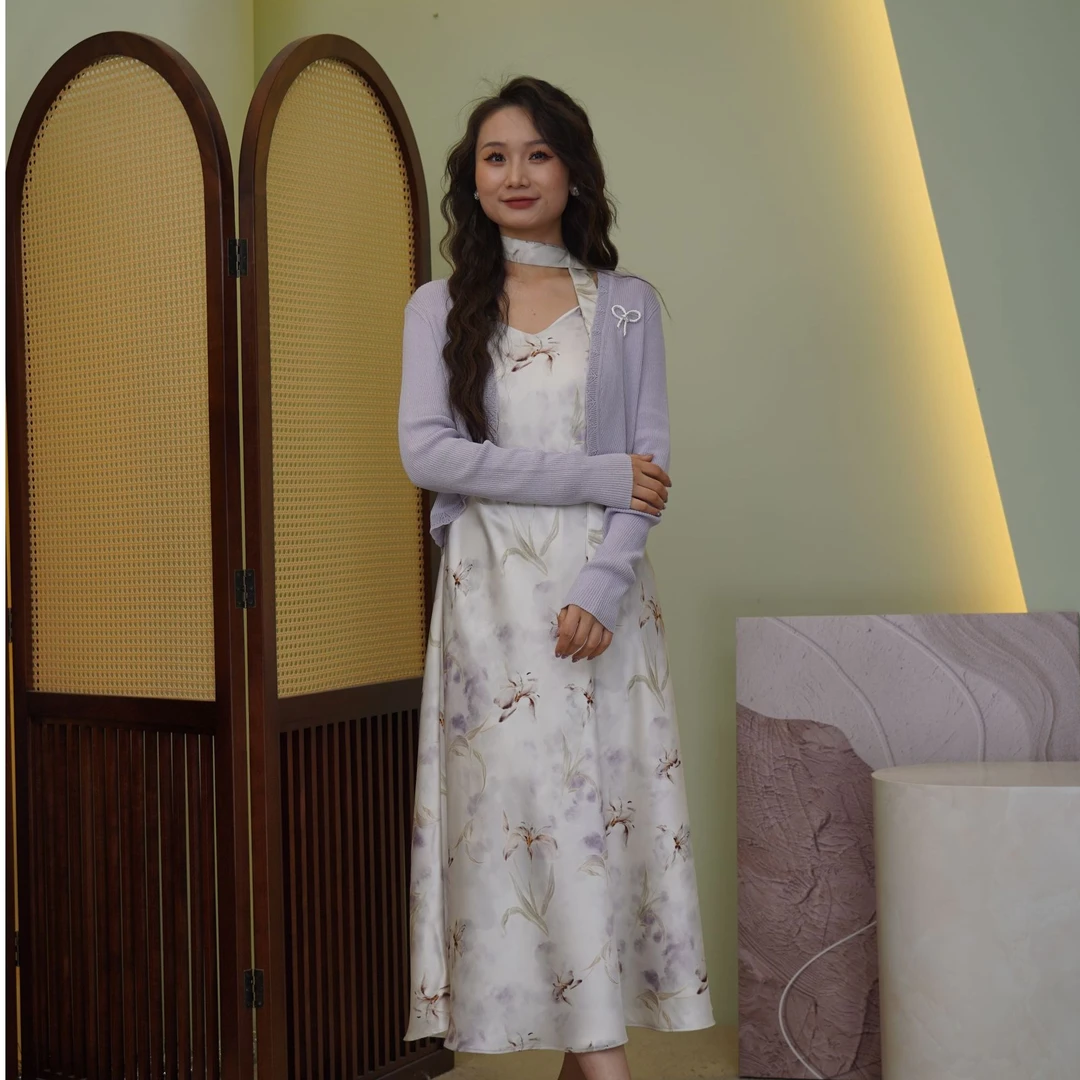 朵以2025年春季新款针织开衫40XS8003