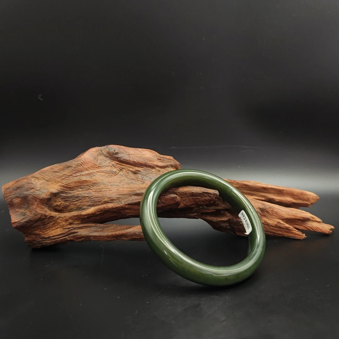 Q和田玉手镯卡63（0620）