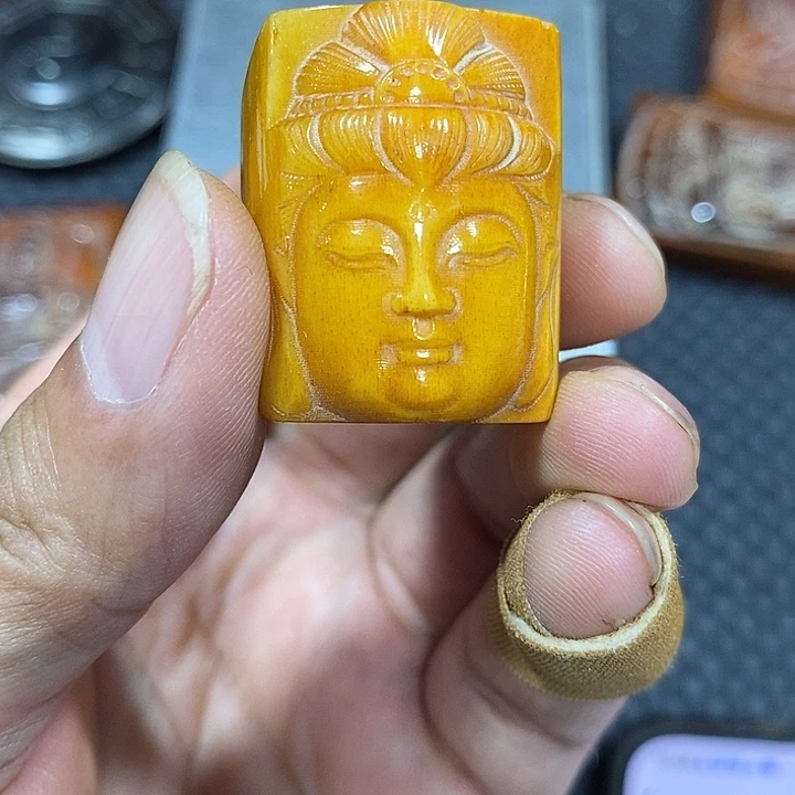 吊坠滴血莲花菩提