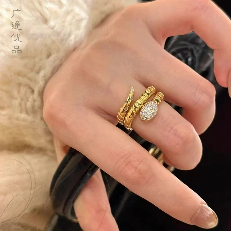 铜合金戒指 点钻灵蛇缠绕戒指女款设计高级感指环食指戒本命年