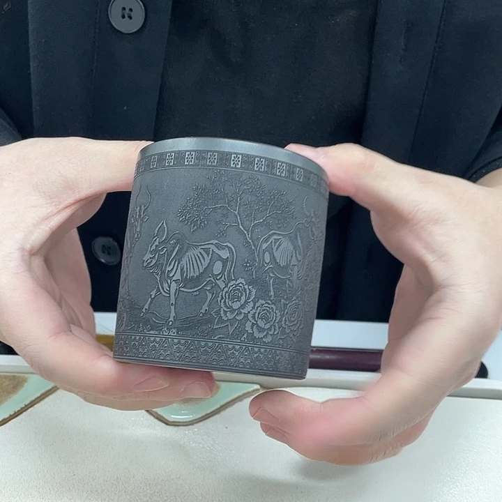 茶杯紫砂石黄五牛主人杯