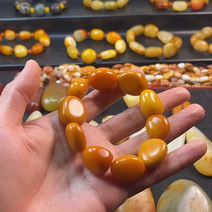 懿***朵颈饰未镶嵌和田玉