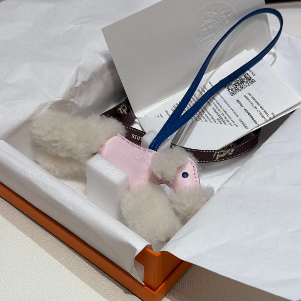 全新未使用 Hermes/爱马仕 恋爱粉/法国蓝 budy猎狐犬 小狗挂件