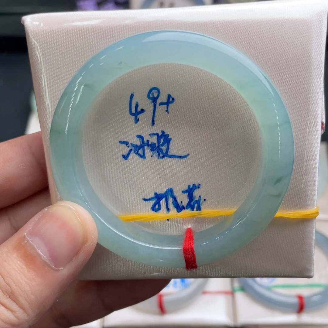 未镶嵌手镯翡翠翡翠手镯